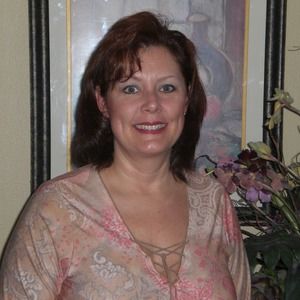 Meet your Posher, Elaine